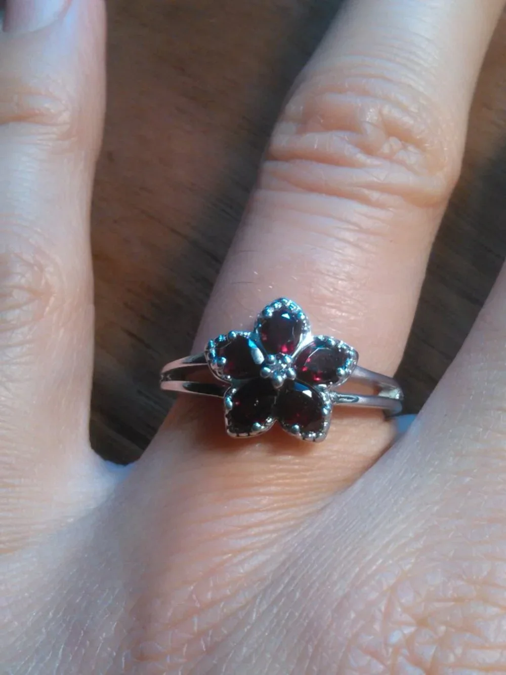 Premium Anthill Garnet and Moissanite Rhodium over Sterling Silver Ring (Size 7)